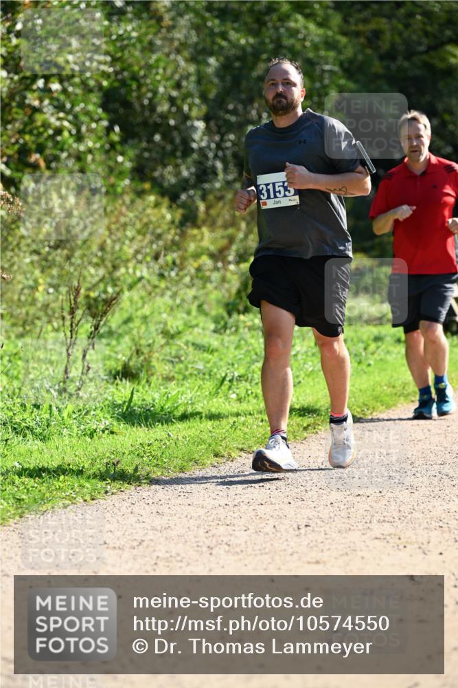27.09.2026 - 35. Volkslauf durch das schöne Alstertal Dr. Thomas Lammeyer http://msf.ph/oto/10574550 27.09.2026 11:33:02 Laufen 3153 meine-sportfotos.de