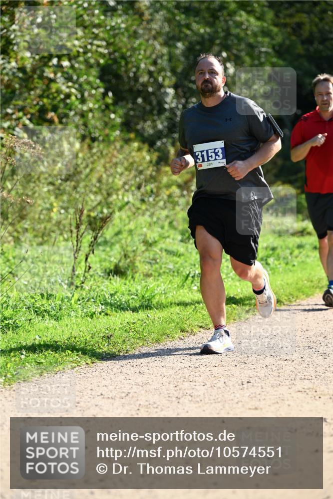 27.09.2026 - 35. Volkslauf durch das schöne Alstertal Dr. Thomas Lammeyer http://msf.ph/oto/10574551 27.09.2026 11:33:02 Laufen 3153 meine-sportfotos.de