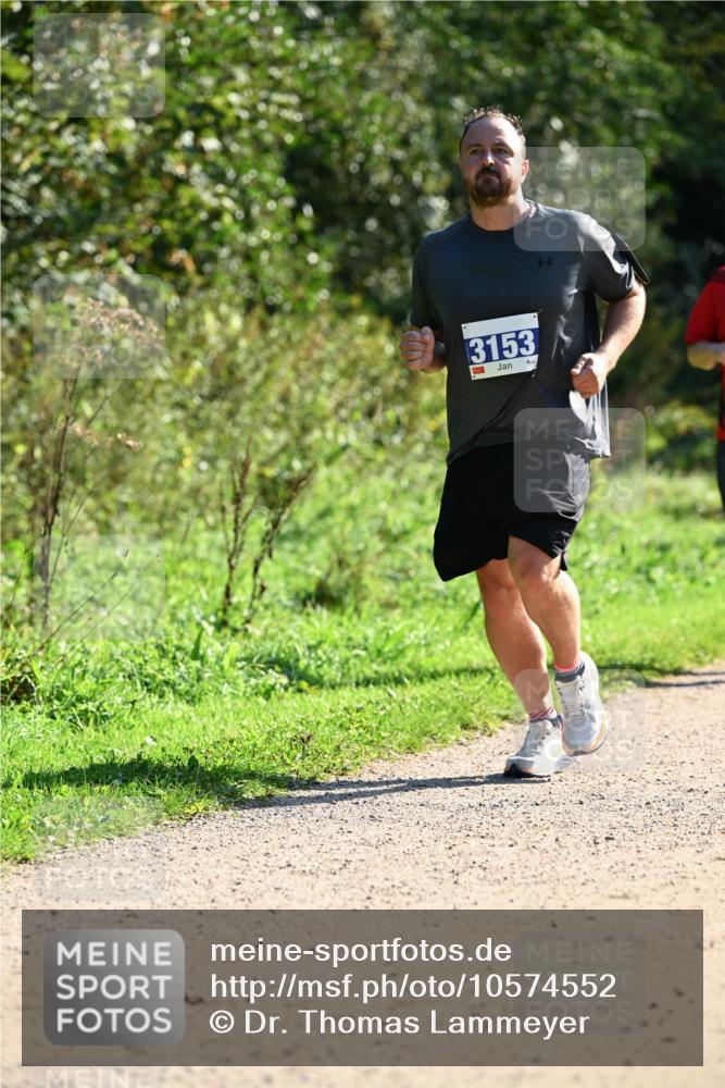 27.09.2026 - 35. Volkslauf durch das schöne Alstertal Dr. Thomas Lammeyer http://msf.ph/oto/10574552 27.09.2026 11:33:02 Laufen 3153 meine-sportfotos.de