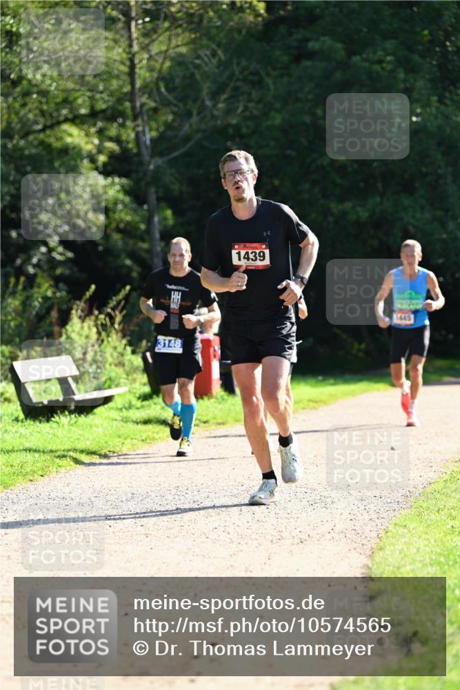 27.09.2026 - 35. Volkslauf durch das schöne Alstertal Dr. Thomas Lammeyer http://msf.ph/oto/10574565 27.09.2026 11:33:06 Laufen 3148, 1439 meine-sportfotos.de