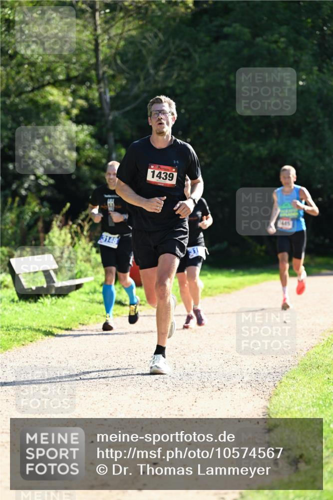 27.09.2026 - 35. Volkslauf durch das schöne Alstertal Dr. Thomas Lammeyer http://msf.ph/oto/10574567 27.09.2026 11:33:06 Laufen 3148, 1439 meine-sportfotos.de