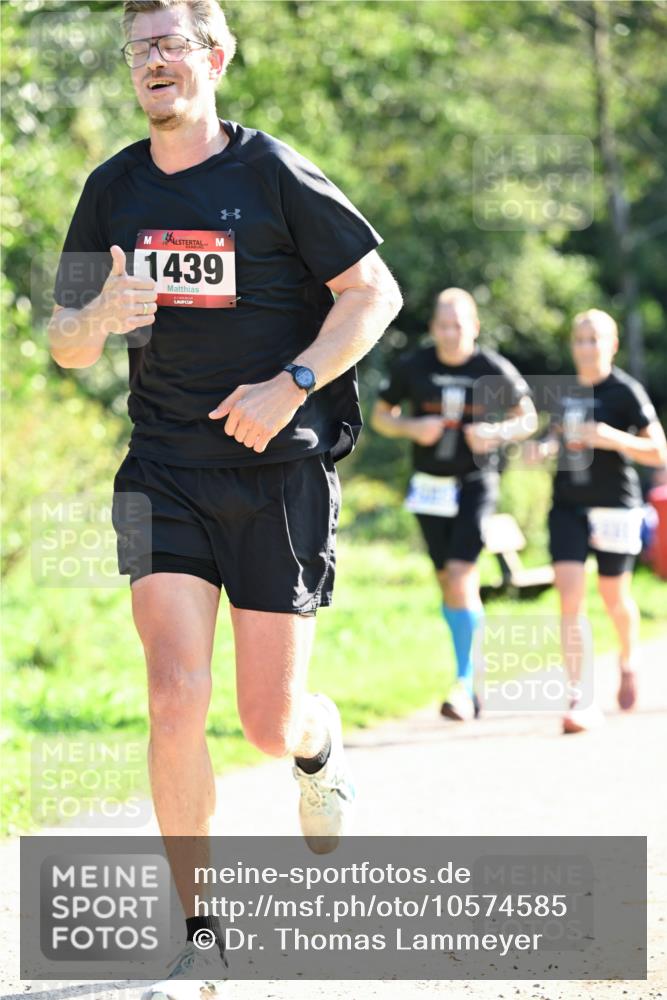 27.09.2026 - 35. Volkslauf durch das schöne Alstertal Dr. Thomas Lammeyer http://msf.ph/oto/10574585 27.09.2026 11:33:08 Laufen 1439 meine-sportfotos.de