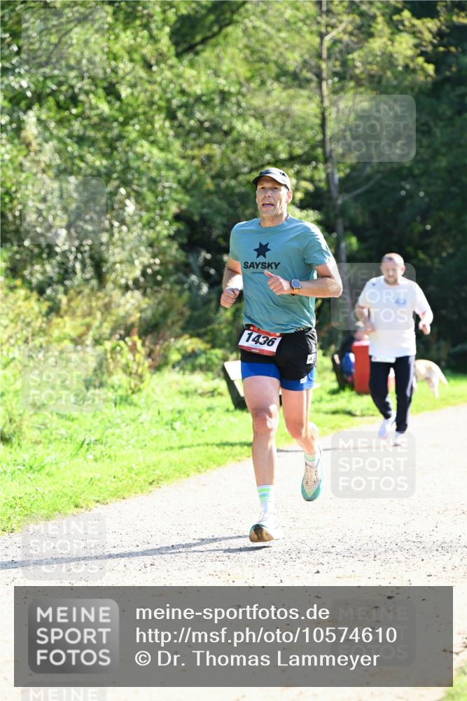 27.09.2026 - 35. Volkslauf durch das schöne Alstertal Dr. Thomas Lammeyer http://msf.ph/oto/10574610 27.09.2026 11:33:32 Laufen 1436 meine-sportfotos.de