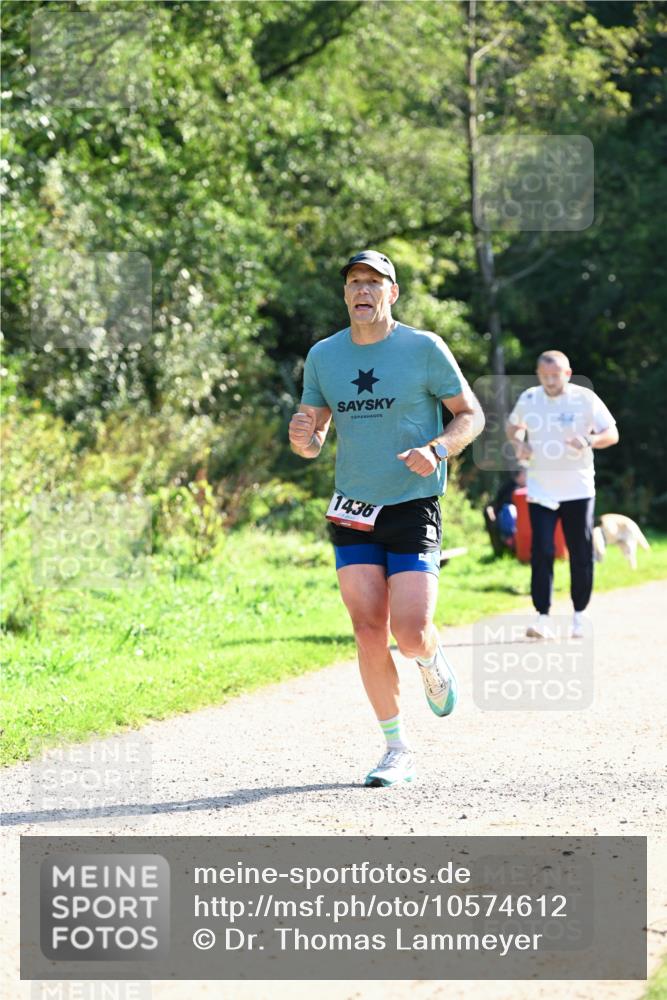 27.09.2026 - 35. Volkslauf durch das schöne Alstertal Dr. Thomas Lammeyer http://msf.ph/oto/10574612 27.09.2026 11:33:32 Laufen 1436 meine-sportfotos.de