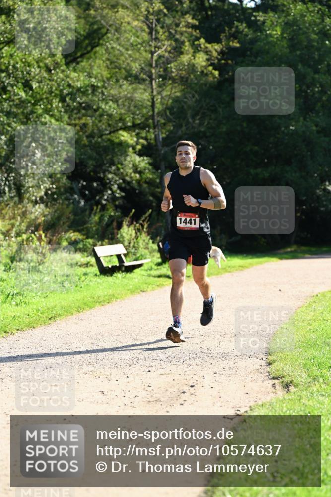 27.09.2026 - 35. Volkslauf durch das schöne Alstertal Dr. Thomas Lammeyer http://msf.ph/oto/10574637 27.09.2026 11:33:37 Laufen 1441 meine-sportfotos.de