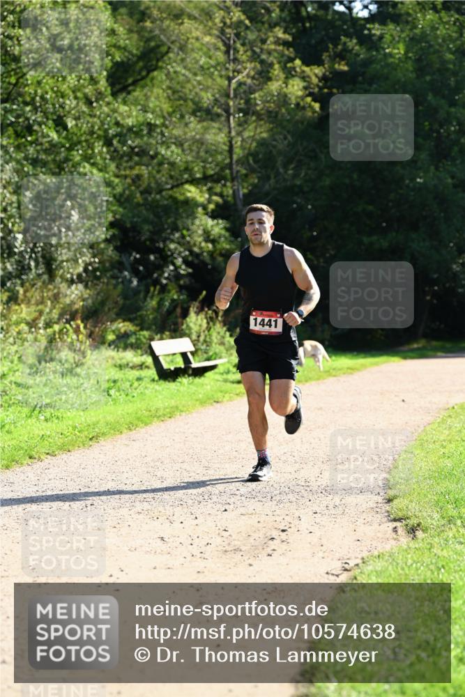 27.09.2026 - 35. Volkslauf durch das schöne Alstertal Dr. Thomas Lammeyer http://msf.ph/oto/10574638 27.09.2026 11:33:38 Laufen 1441 meine-sportfotos.de