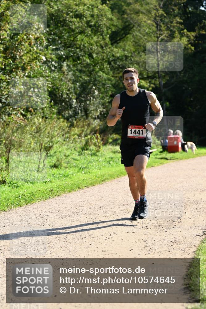 27.09.2026 - 35. Volkslauf durch das schöne Alstertal Dr. Thomas Lammeyer http://msf.ph/oto/10574645 27.09.2026 11:33:38 Laufen 1441 meine-sportfotos.de