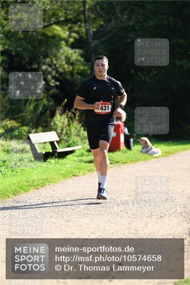 27.09.2026 - 35. Volkslauf durch das schöne Alstertal Dr. Thomas Lammeyer http://msf.ph/oto/10574658 27.09.2026 11:34:03 Laufen 431 meine-sportfotos.de