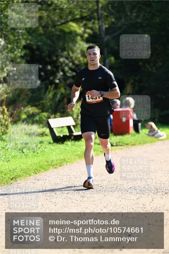 27.09.2026 - 35. Volkslauf durch das schöne Alstertal Dr. Thomas Lammeyer http://msf.ph/oto/10574661 27.09.2026 11:34:04 Laufen 1451 meine-sportfotos.de
