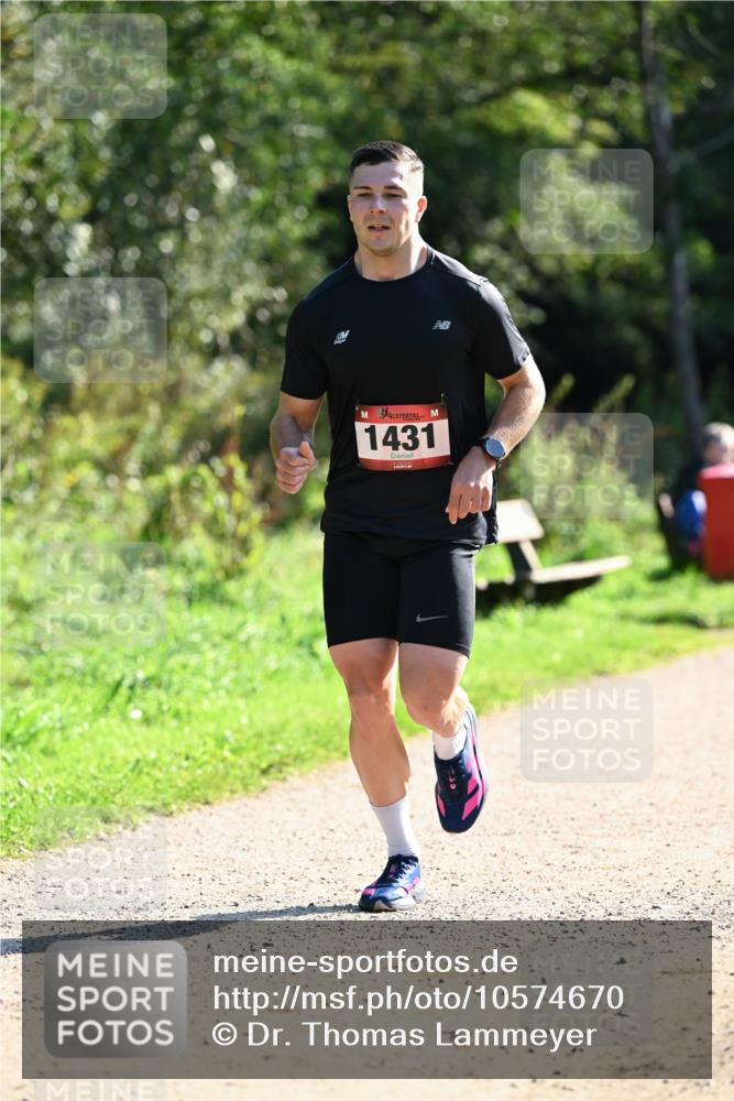 27.09.2026 - 35. Volkslauf durch das schöne Alstertal Dr. Thomas Lammeyer http://msf.ph/oto/10574670 27.09.2026 11:34:04 Laufen 1431 meine-sportfotos.de