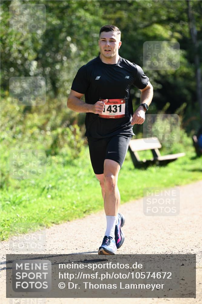 27.09.2026 - 35. Volkslauf durch das schöne Alstertal Dr. Thomas Lammeyer http://msf.ph/oto/10574672 27.09.2026 11:34:05 Laufen 1431 meine-sportfotos.de