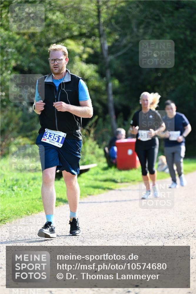 27.09.2026 - 35. Volkslauf durch das schöne Alstertal Dr. Thomas Lammeyer http://msf.ph/oto/10574680 27.09.2026 11:34:14 Laufen 3351 meine-sportfotos.de