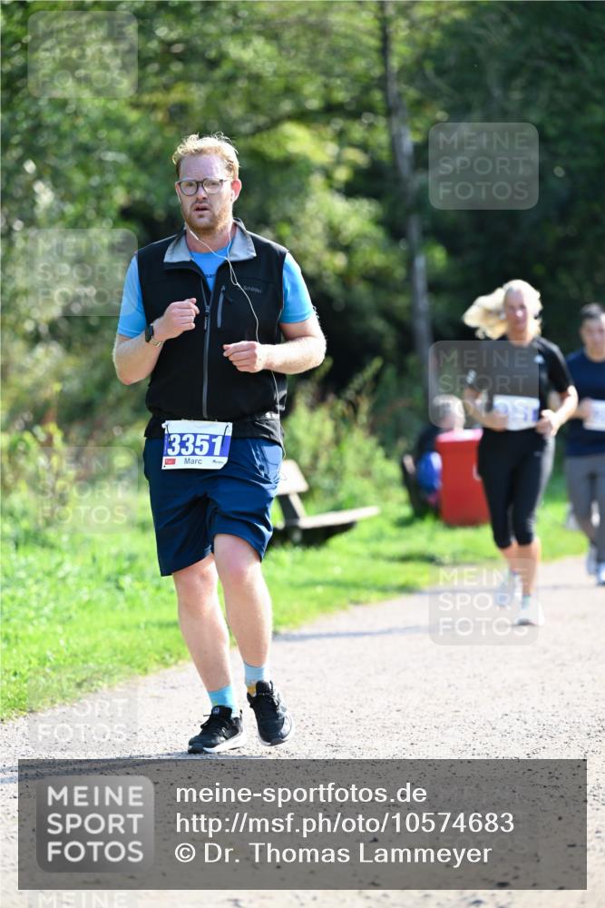 27.09.2026 - 35. Volkslauf durch das schöne Alstertal Dr. Thomas Lammeyer http://msf.ph/oto/10574683 27.09.2026 11:34:14 Laufen 3351 meine-sportfotos.de