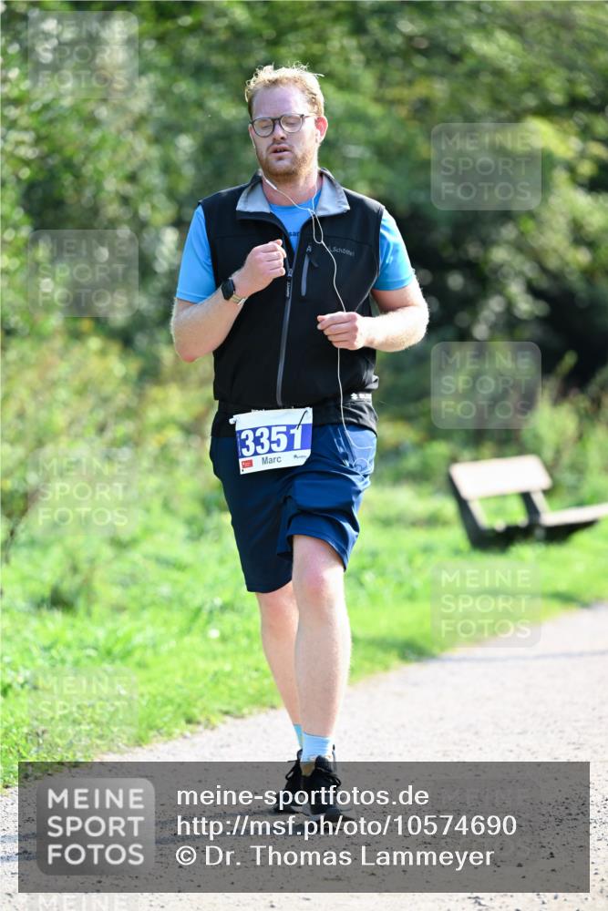 27.09.2026 - 35. Volkslauf durch das schöne Alstertal Dr. Thomas Lammeyer http://msf.ph/oto/10574690 27.09.2026 11:34:15 Laufen 3351 meine-sportfotos.de