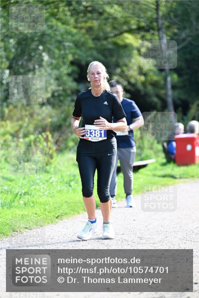 27.09.2026 - 35. Volkslauf durch das schöne Alstertal Dr. Thomas Lammeyer http://msf.ph/oto/10574701 27.09.2026 11:34:17 Laufen 3381 meine-sportfotos.de