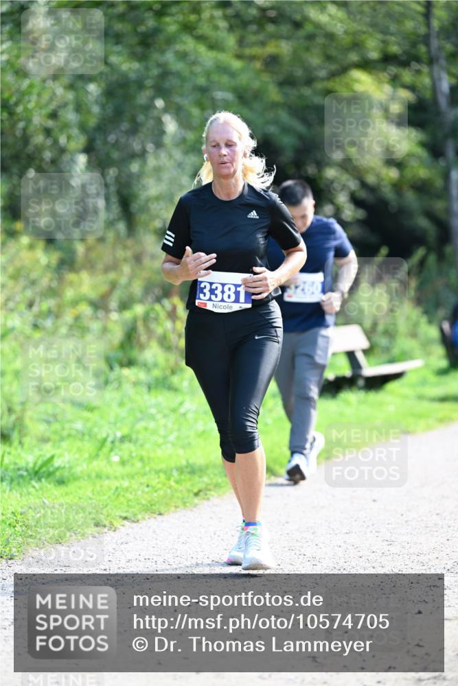 27.09.2026 - 35. Volkslauf durch das schöne Alstertal Dr. Thomas Lammeyer http://msf.ph/oto/10574705 27.09.2026 11:34:18 Laufen 3381 meine-sportfotos.de