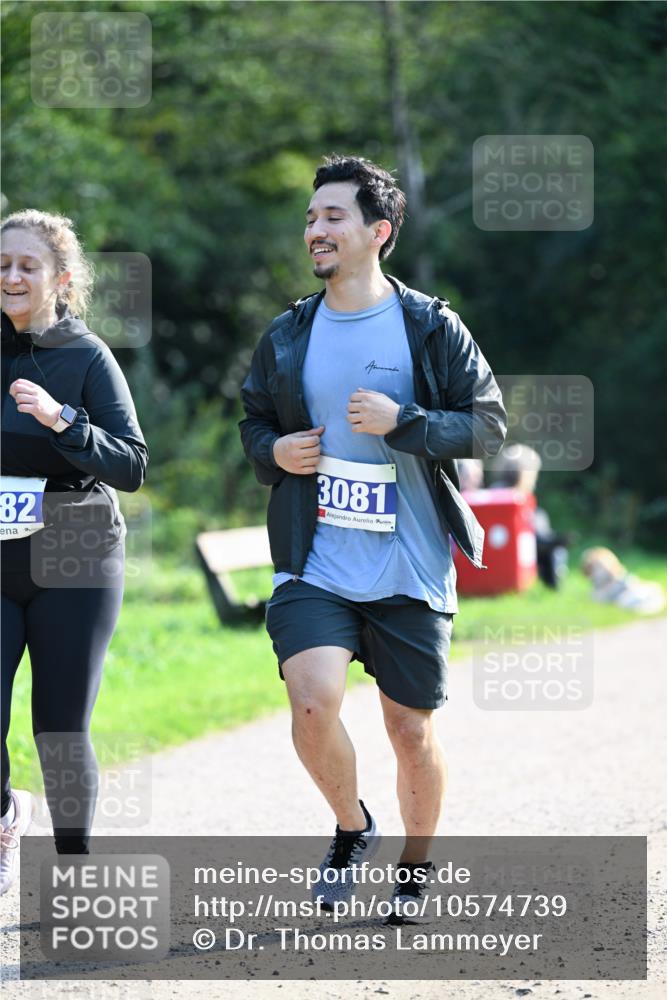 27.09.2026 - 35. Volkslauf durch das schöne Alstertal Dr. Thomas Lammeyer http://msf.ph/oto/10574739 27.09.2026 11:34:24 Laufen 82, 3081 meine-sportfotos.de