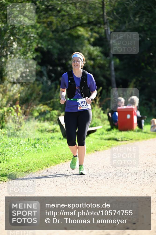 27.09.2026 - 35. Volkslauf durch das schöne Alstertal Dr. Thomas Lammeyer http://msf.ph/oto/10574755 27.09.2026 11:34:50 Laufen 340 meine-sportfotos.de