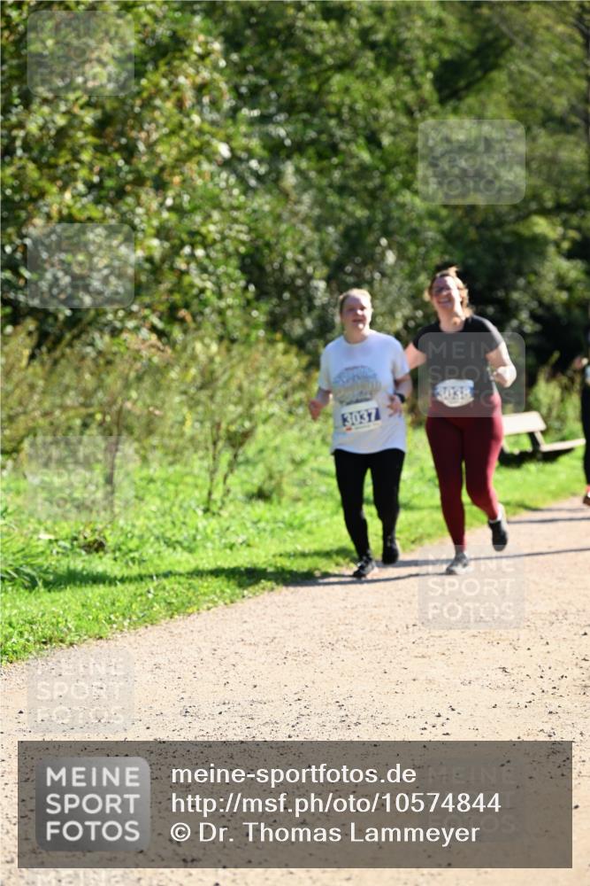 27.09.2026 - 35. Volkslauf durch das schöne Alstertal Dr. Thomas Lammeyer http://msf.ph/oto/10574844 27.09.2026 11:35:12 Laufen 3038, 3037 meine-sportfotos.de