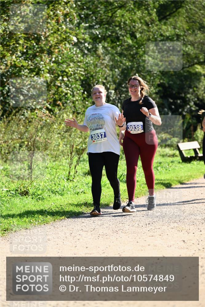 27.09.2026 - 35. Volkslauf durch das schöne Alstertal Dr. Thomas Lammeyer http://msf.ph/oto/10574849 27.09.2026 11:35:12 Laufen 3037, 3038 meine-sportfotos.de