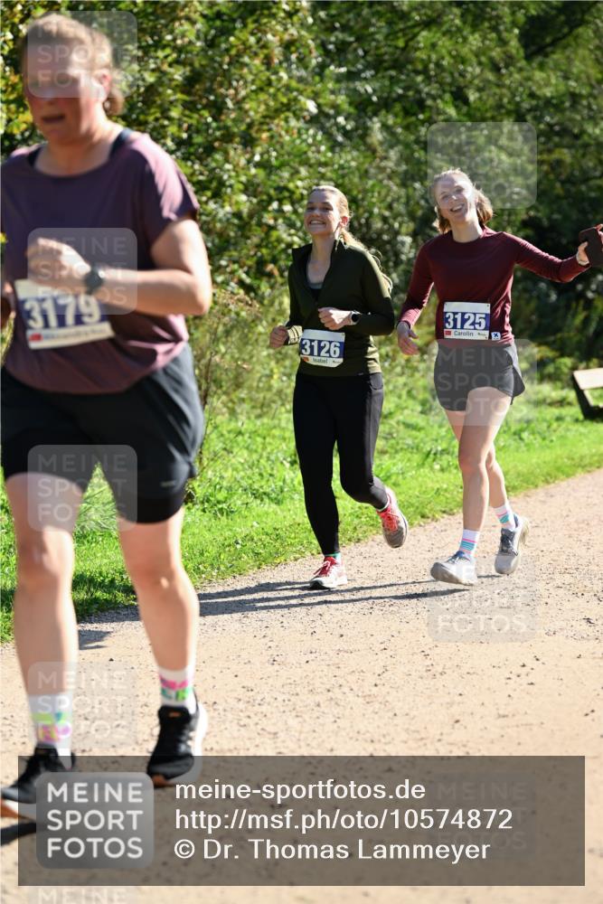 27.09.2026 - 35. Volkslauf durch das schöne Alstertal Dr. Thomas Lammeyer http://msf.ph/oto/10574872 27.09.2026 11:35:15 Laufen 3179, 3126, 3125 meine-sportfotos.de