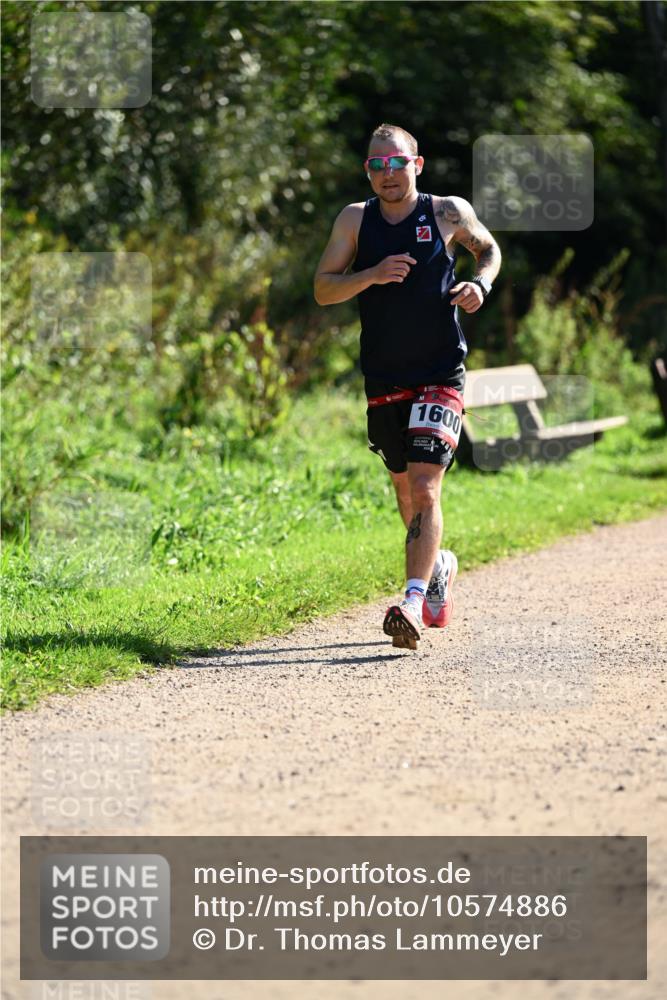 27.09.2026 - 35. Volkslauf durch das schöne Alstertal Dr. Thomas Lammeyer http://msf.ph/oto/10574886 27.09.2026 11:35:24 Laufen 160 meine-sportfotos.de