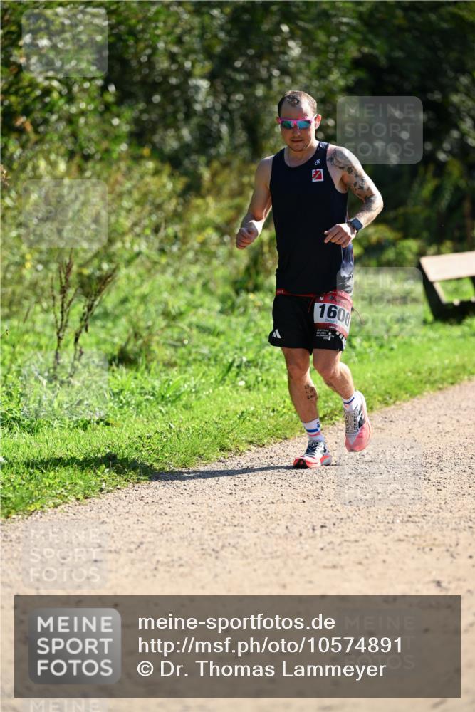 27.09.2026 - 35. Volkslauf durch das schöne Alstertal Dr. Thomas Lammeyer http://msf.ph/oto/10574891 27.09.2026 11:35:25 Laufen 160 meine-sportfotos.de
