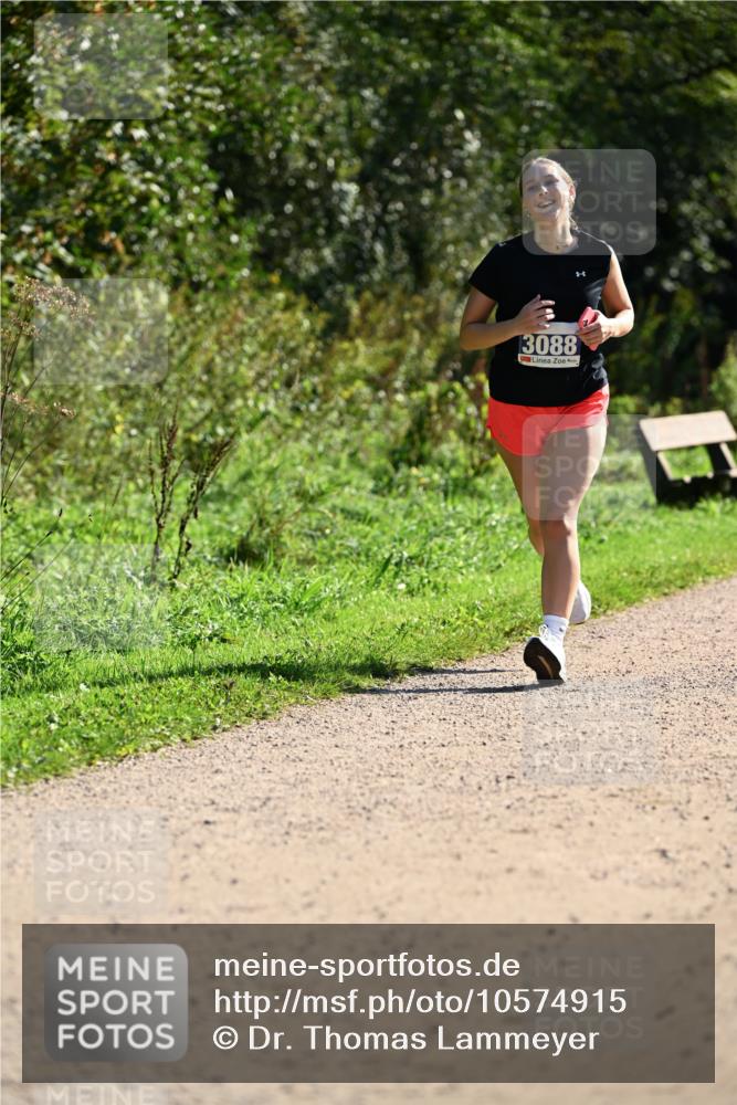 27.09.2026 - 35. Volkslauf durch das schöne Alstertal Dr. Thomas Lammeyer http://msf.ph/oto/10574915 27.09.2026 11:35:28 Laufen 13088 meine-sportfotos.de