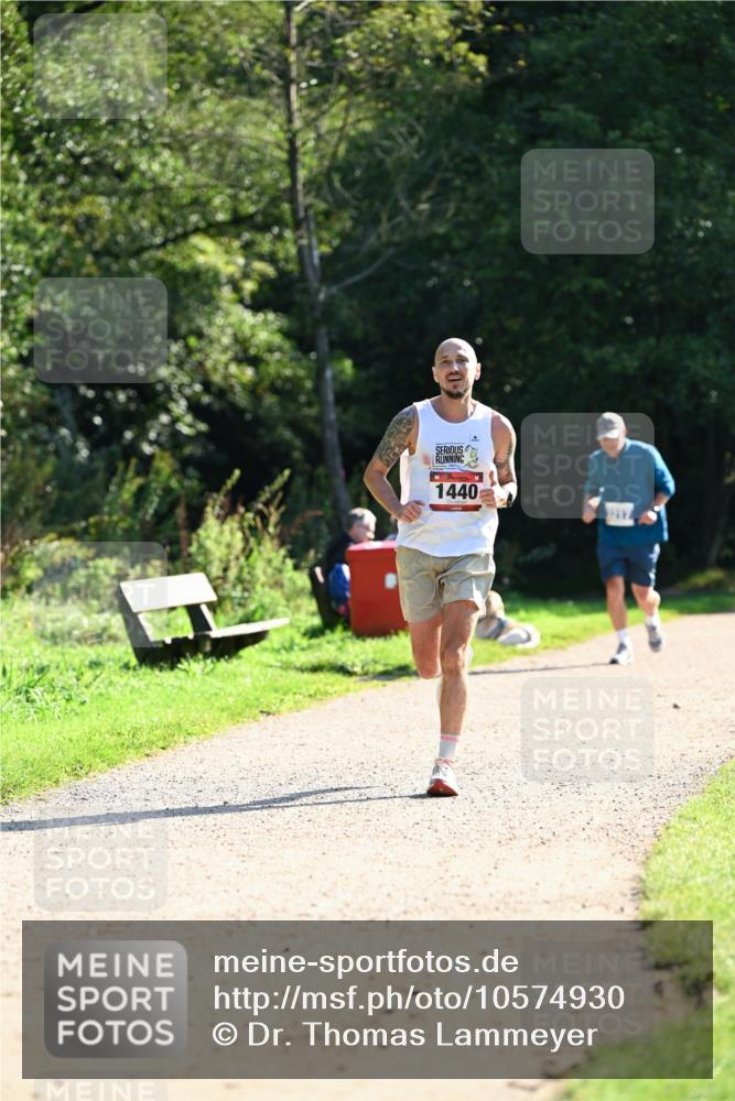 27.09.2026 - 35. Volkslauf durch das schöne Alstertal Dr. Thomas Lammeyer http://msf.ph/oto/10574930 27.09.2026 11:35:34 Laufen 1440 meine-sportfotos.de