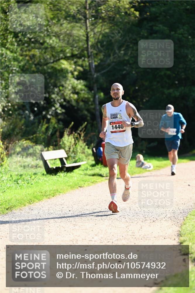27.09.2026 - 35. Volkslauf durch das schöne Alstertal Dr. Thomas Lammeyer http://msf.ph/oto/10574932 27.09.2026 11:35:35 Laufen 1440 meine-sportfotos.de