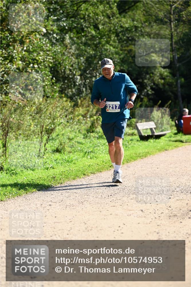 27.09.2026 - 35. Volkslauf durch das schöne Alstertal Dr. Thomas Lammeyer http://msf.ph/oto/10574953 27.09.2026 11:35:41 Laufen 3217 meine-sportfotos.de