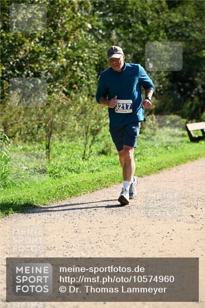 27.09.2026 - 35. Volkslauf durch das schöne Alstertal Dr. Thomas Lammeyer http://msf.ph/oto/10574960 27.09.2026 11:35:42 Laufen 3217 meine-sportfotos.de