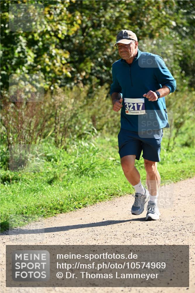 27.09.2026 - 35. Volkslauf durch das schöne Alstertal Dr. Thomas Lammeyer http://msf.ph/oto/10574969 27.09.2026 11:35:43 Laufen 3217 meine-sportfotos.de