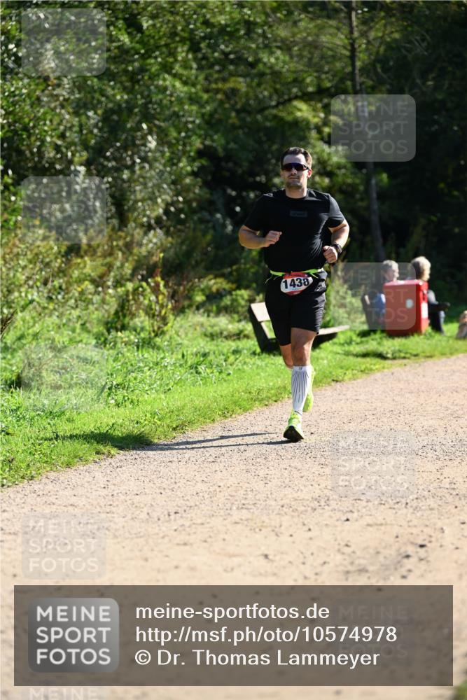 27.09.2026 - 35. Volkslauf durch das schöne Alstertal Dr. Thomas Lammeyer http://msf.ph/oto/10574978 27.09.2026 11:35:48 Laufen 1438 meine-sportfotos.de