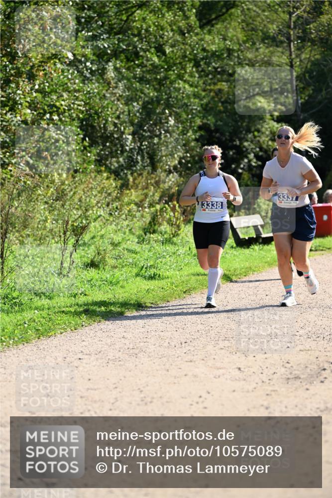 27.09.2026 - 35. Volkslauf durch das schöne Alstertal Dr. Thomas Lammeyer http://msf.ph/oto/10575089 27.09.2026 11:36:05 Laufen 3338, 3337 meine-sportfotos.de