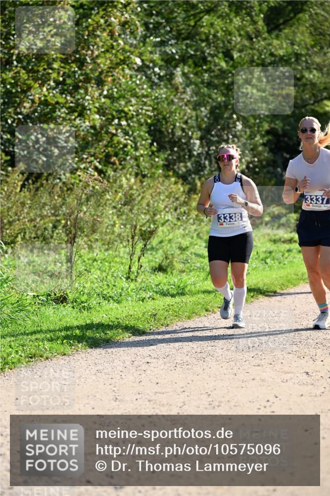 27.09.2026 - 35. Volkslauf durch das schöne Alstertal Dr. Thomas Lammeyer http://msf.ph/oto/10575096 27.09.2026 11:36:06 Laufen 3338, 3337 meine-sportfotos.de