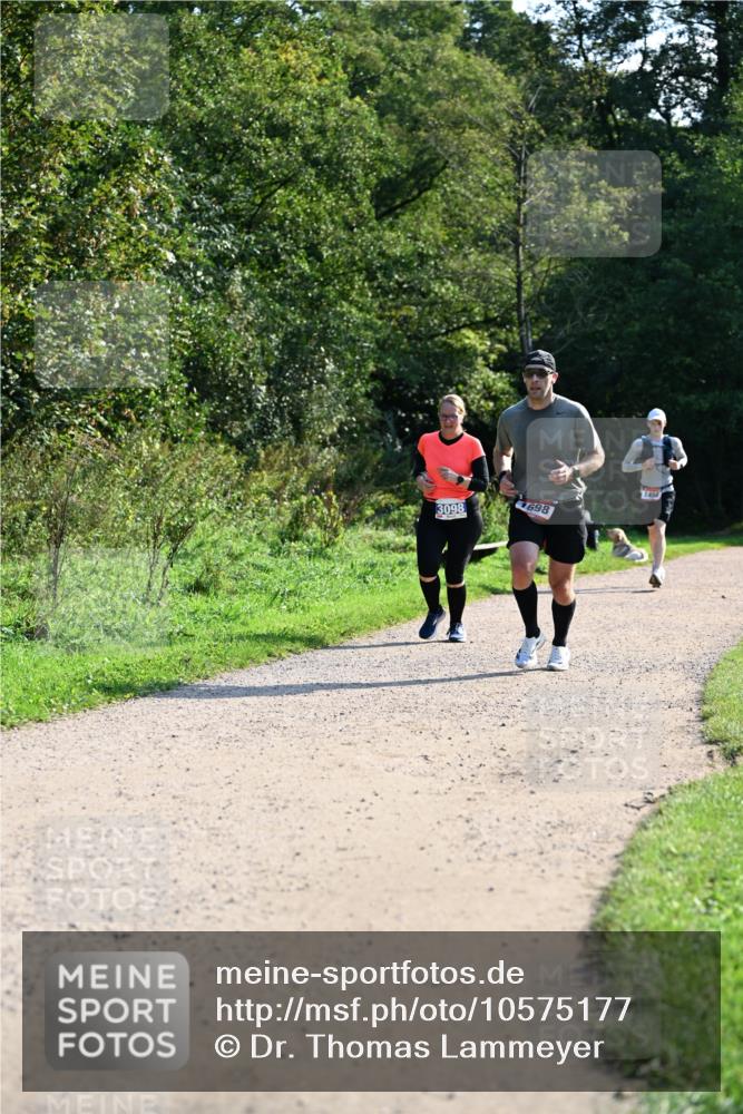 27.09.2026 - 35. Volkslauf durch das schöne Alstertal Dr. Thomas Lammeyer http://msf.ph/oto/10575177 27.09.2026 11:36:24 Laufen 3098, 698 meine-sportfotos.de