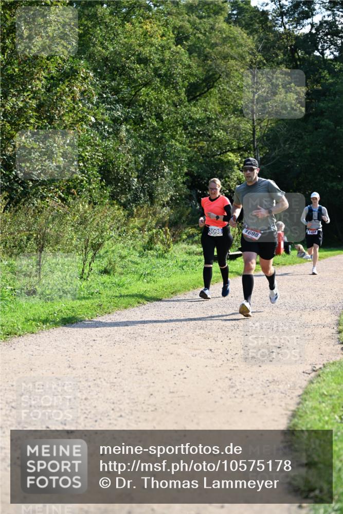 27.09.2026 - 35. Volkslauf durch das schöne Alstertal Dr. Thomas Lammeyer http://msf.ph/oto/10575178 27.09.2026 11:36:24 Laufen 3098, 1698 meine-sportfotos.de