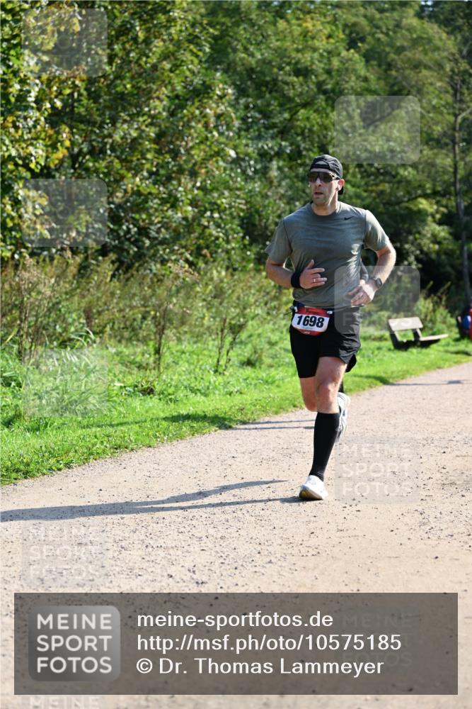 27.09.2026 - 35. Volkslauf durch das schöne Alstertal Dr. Thomas Lammeyer http://msf.ph/oto/10575185 27.09.2026 11:36:25 Laufen 1698 meine-sportfotos.de