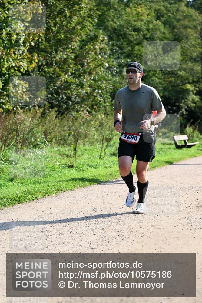 27.09.2026 - 35. Volkslauf durch das schöne Alstertal Dr. Thomas Lammeyer http://msf.ph/oto/10575186 27.09.2026 11:36:26 Laufen 1698 meine-sportfotos.de