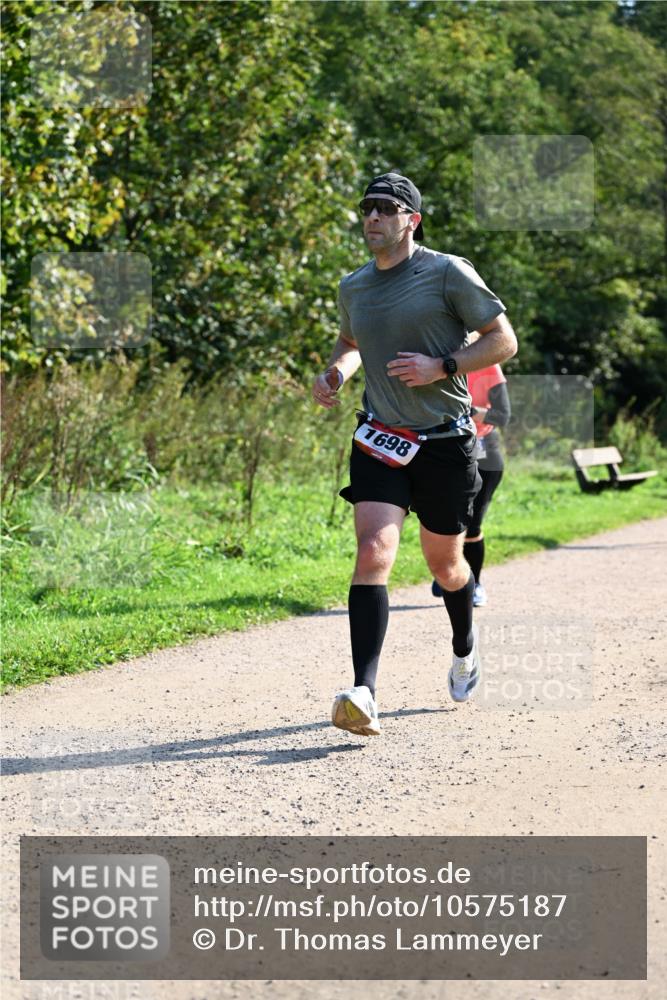 27.09.2026 - 35. Volkslauf durch das schöne Alstertal Dr. Thomas Lammeyer http://msf.ph/oto/10575187 27.09.2026 11:36:26 Laufen 1698 meine-sportfotos.de