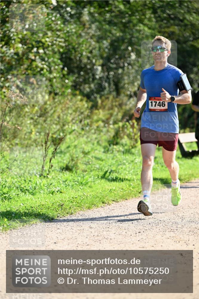 27.09.2026 - 35. Volkslauf durch das schöne Alstertal Dr. Thomas Lammeyer http://msf.ph/oto/10575250 27.09.2026 11:36:40 Laufen 1746 meine-sportfotos.de