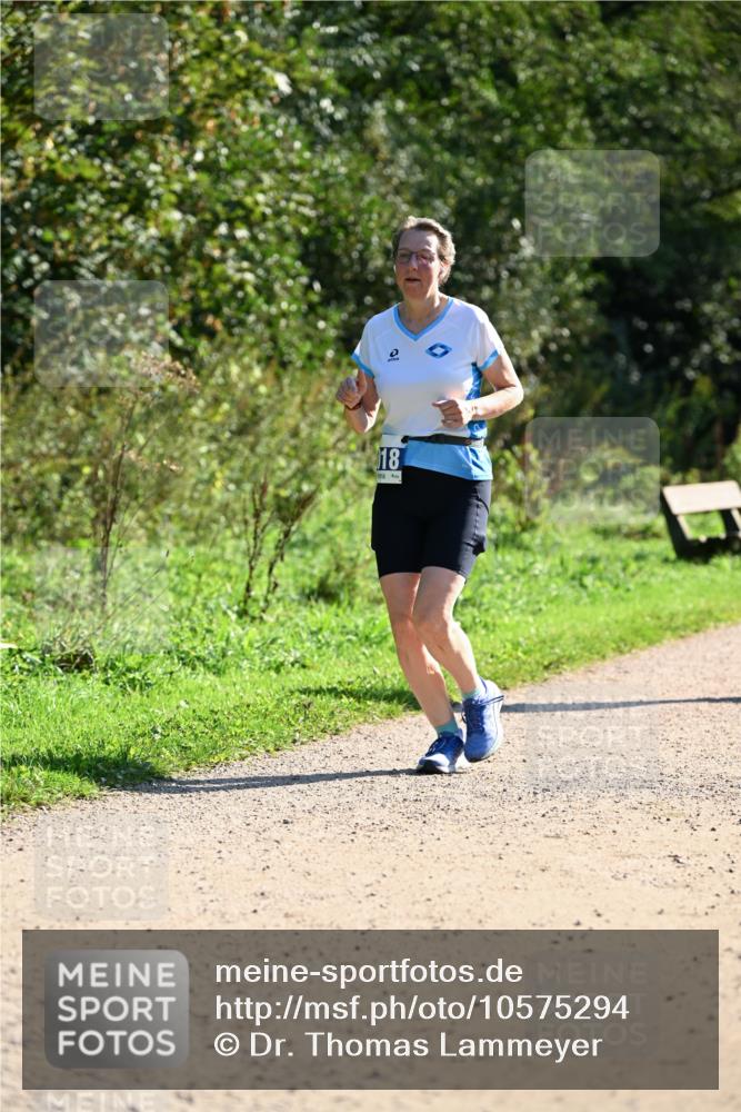 27.09.2026 - 35. Volkslauf durch das schöne Alstertal Dr. Thomas Lammeyer http://msf.ph/oto/10575294 27.09.2026 11:36:57 Laufen 18 meine-sportfotos.de