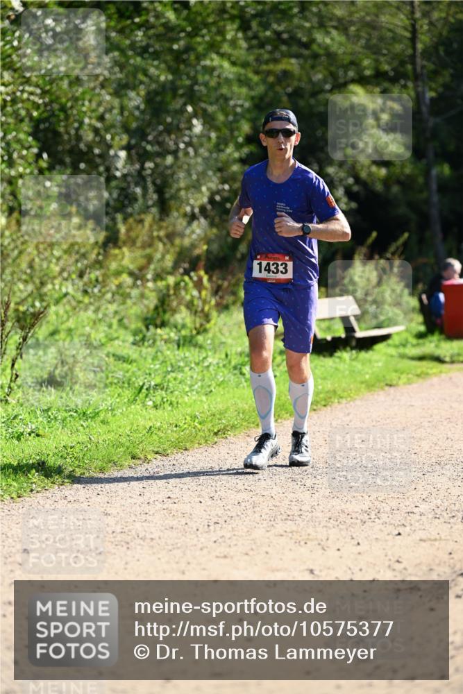 27.09.2026 - 35. Volkslauf durch das schöne Alstertal Dr. Thomas Lammeyer http://msf.ph/oto/10575377 27.09.2026 11:37:40 Laufen 1433, 21 meine-sportfotos.de
