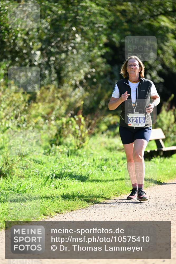 27.09.2026 - 35. Volkslauf durch das schöne Alstertal Dr. Thomas Lammeyer http://msf.ph/oto/10575410 27.09.2026 11:37:48 Laufen 3215 meine-sportfotos.de
