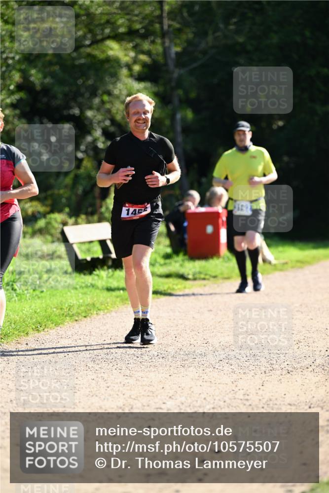 27.09.2026 - 35. Volkslauf durch das schöne Alstertal Dr. Thomas Lammeyer http://msf.ph/oto/10575507 27.09.2026 11:38:27 Laufen 145 meine-sportfotos.de