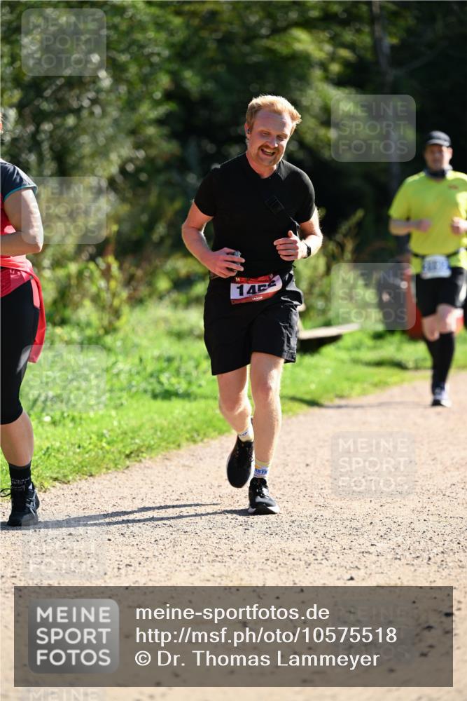 27.09.2026 - 35. Volkslauf durch das schöne Alstertal Dr. Thomas Lammeyer http://msf.ph/oto/10575518 27.09.2026 11:38:28 Laufen 145 meine-sportfotos.de