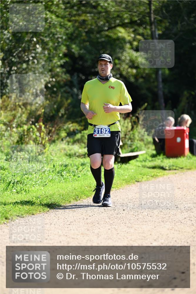 27.09.2026 - 35. Volkslauf durch das schöne Alstertal Dr. Thomas Lammeyer http://msf.ph/oto/10575532 27.09.2026 11:38:31 Laufen 3192 meine-sportfotos.de
