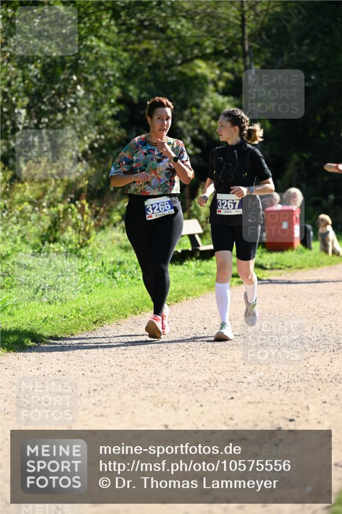 27.09.2026 - 35. Volkslauf durch das schöne Alstertal Dr. Thomas Lammeyer http://msf.ph/oto/10575556 27.09.2026 11:38:40 Laufen 3266, 3267 meine-sportfotos.de