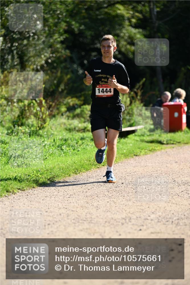 27.09.2026 - 35. Volkslauf durch das schöne Alstertal Dr. Thomas Lammeyer http://msf.ph/oto/10575661 27.09.2026 11:38:56 Laufen 1444 meine-sportfotos.de
